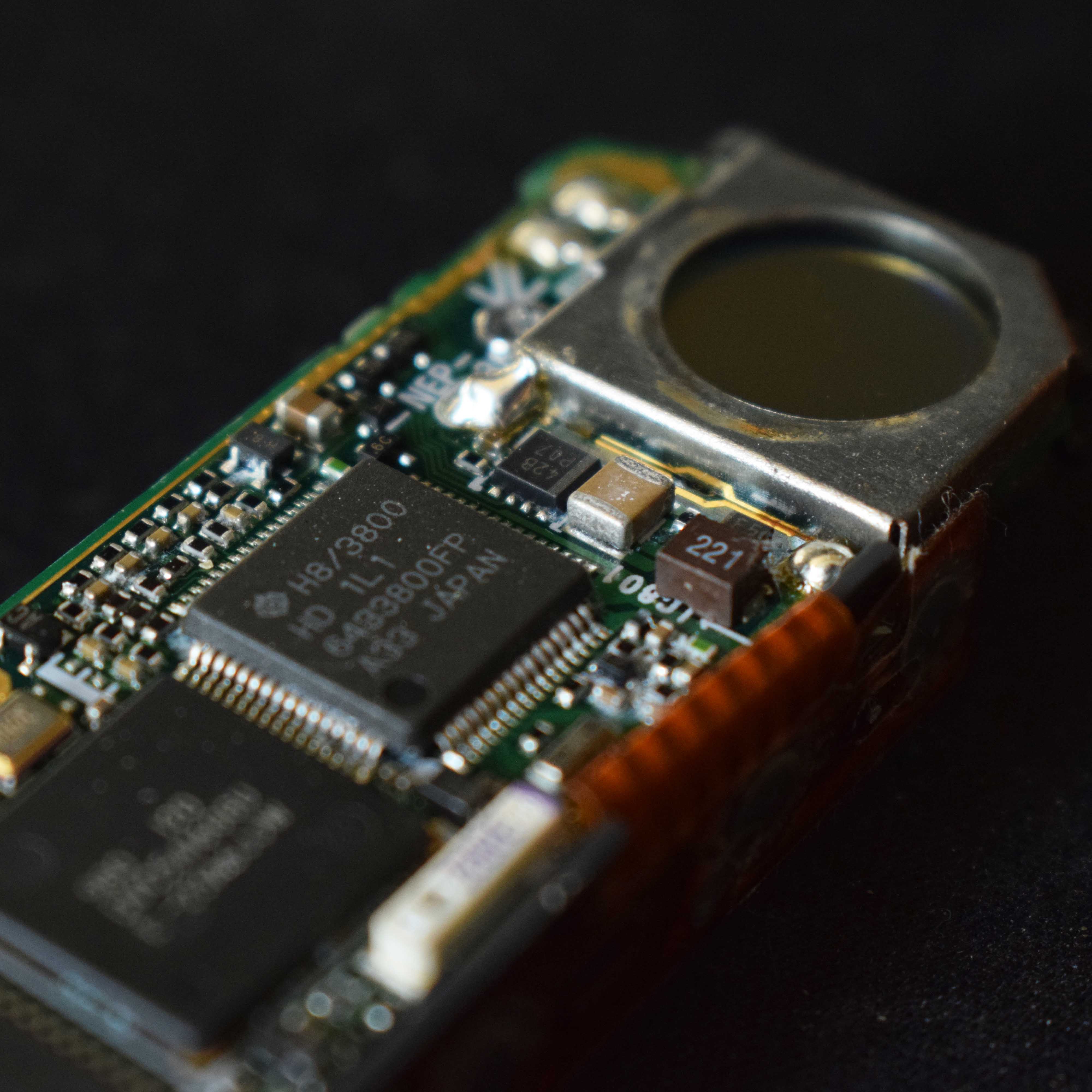 Photo of Sony NW-E10 dissasembled revealing mainboard