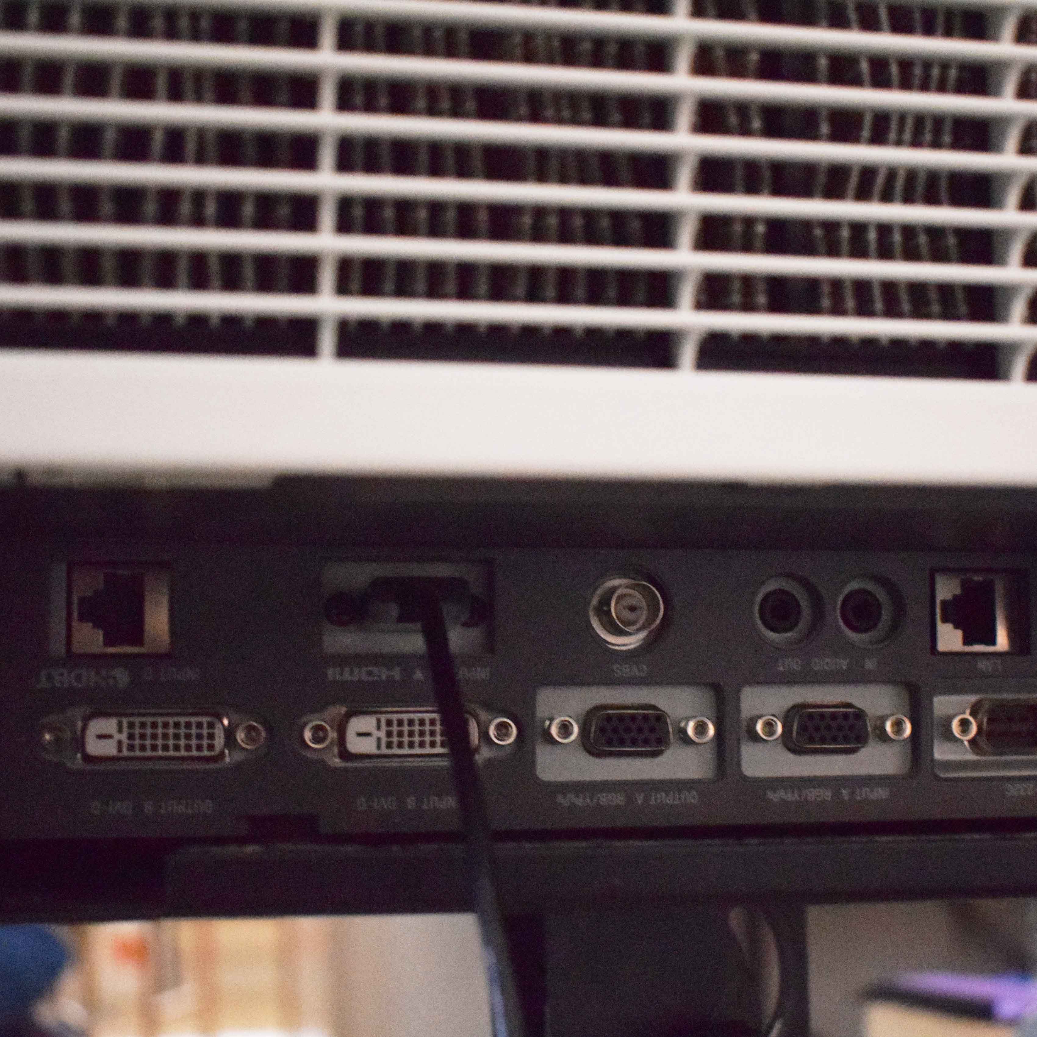 Photo of Sony VPL-FHZ57 projector back