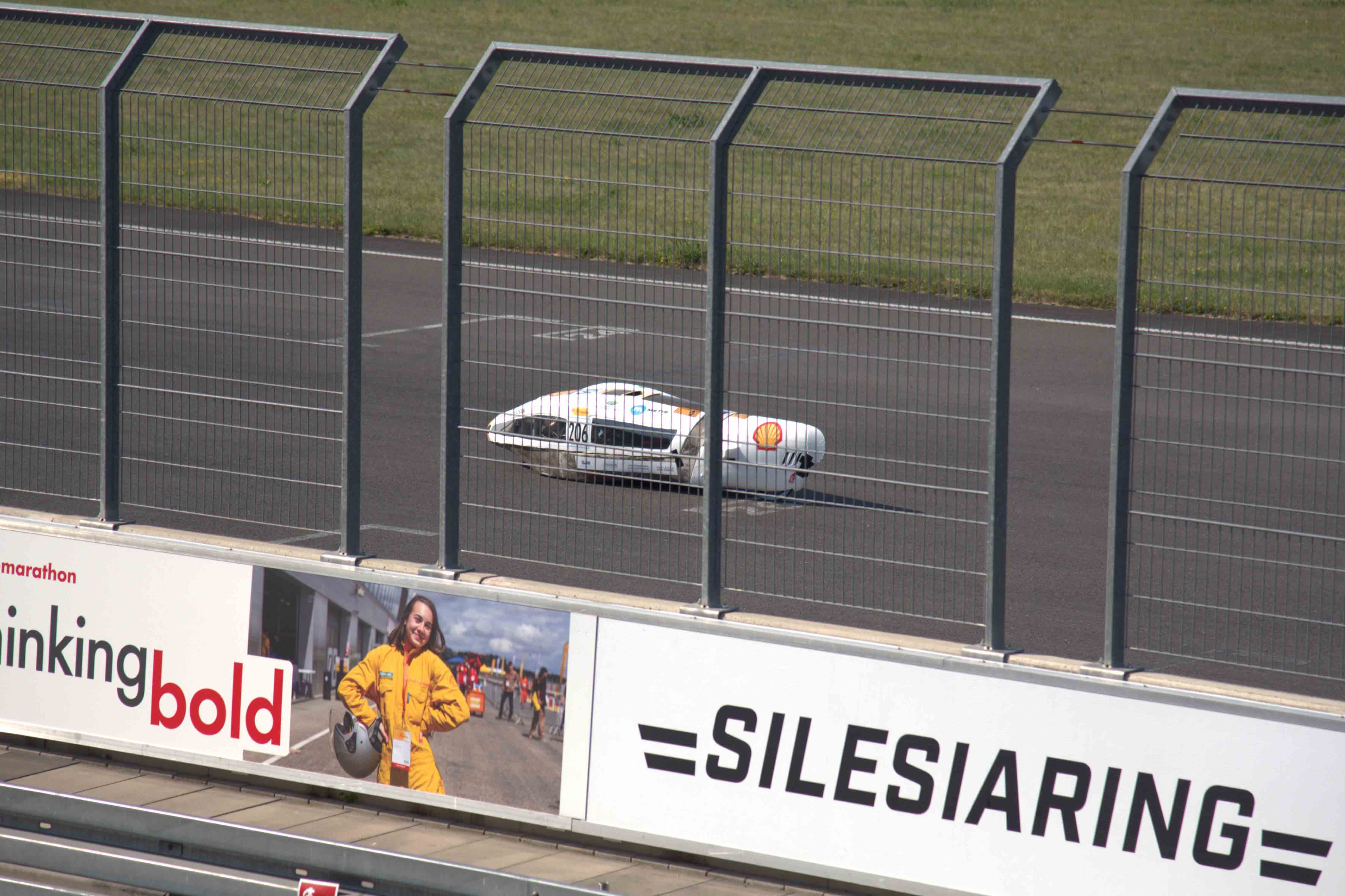 Photo of the 2026 hydrogen prototype vehicle on the track.